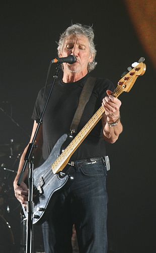 310px-Roger_Waters_18_May_2008_London_O2_Arena