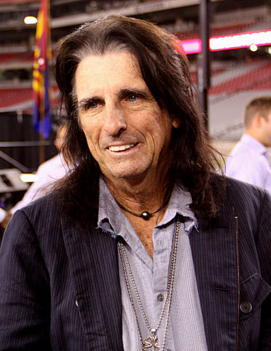 380px-Alice_Cooper_by_Gage_Skidmore